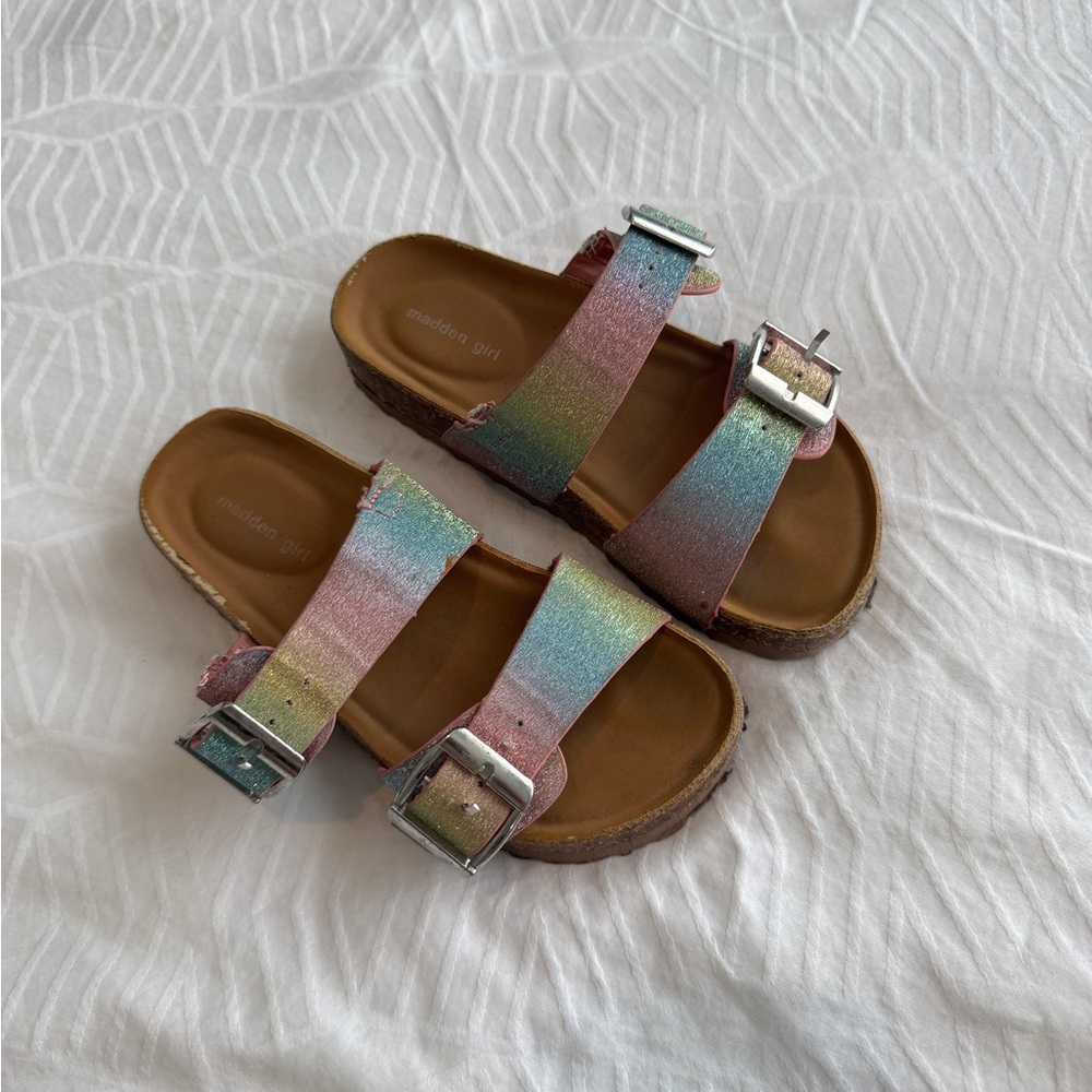 GIRLS' MADDEN GIRL STRAPPY FOOTBED SANDALS